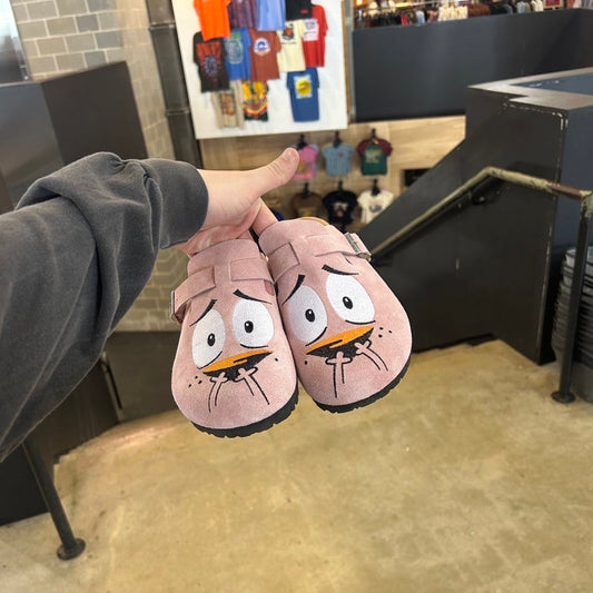 COURAGE THE COWARDLY CLOGS