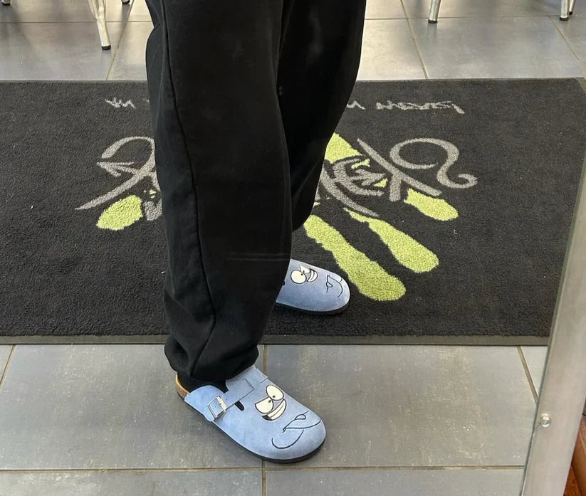 BLOO CLOGS