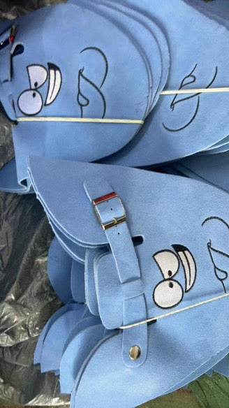 BLOO CLOGS